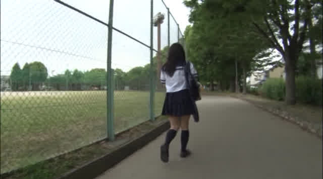 テニス部所属のありす。長… 肉壷堕ち テニス部 ありす