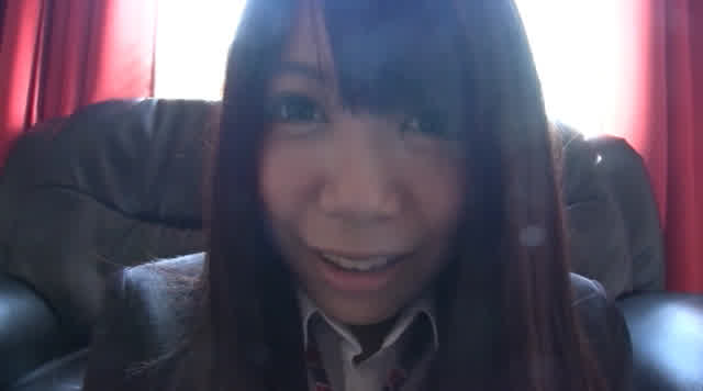 あなたの彼女は女子校生。… 淫語パンモロ女子校生 あなたにせんずりさせたがる！