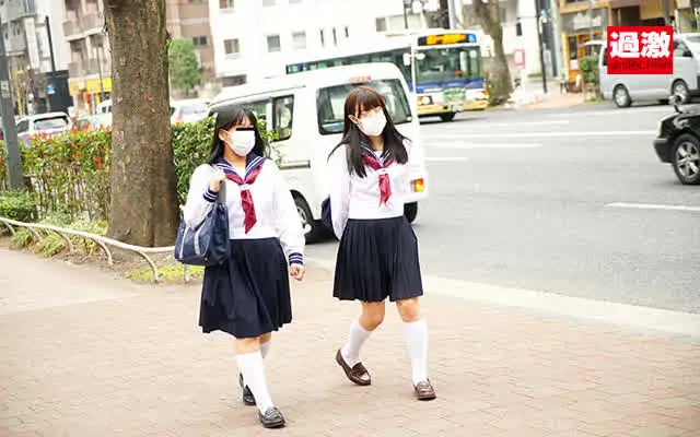 「花粉症」「風邪」「ハウ… 顔面汁まみれで羞恥イキさせられたマスク女子○生