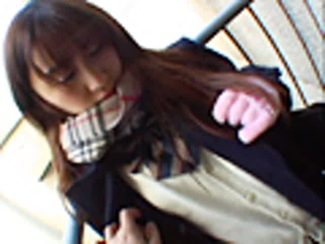誰もいないオフィスビルの… 売りセラ どこでもやっちゃう即ハメ少女達…3 ひかり