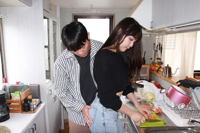 ニューハーフのAVってご… ニュウハーフ 月乃クロロ イチャラブアナルSEX