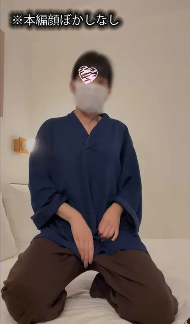 美乳と純朴系の顔が話題の… 【スマホ縦撮り】うつ伏せローター尻ヘコオナニー流出
