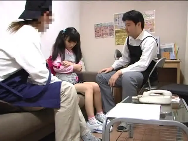 若気の至りで万引きしてし… 万引き小●生に中出しセックスと浣腸強制脱糞