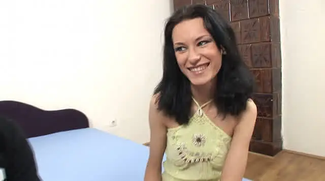 モスクワ出身のターニャさ… スレンダーなロシアン美人妻はヤリマン！ターニャ