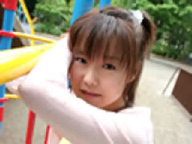 うすーいアンダーヘアーと… ロリっ娘わいせつ 本田ナミ
