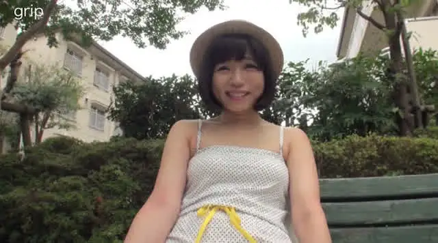 リモコンローターとくすぐ… 野外くすぐり羞恥デート 夏希のあ
