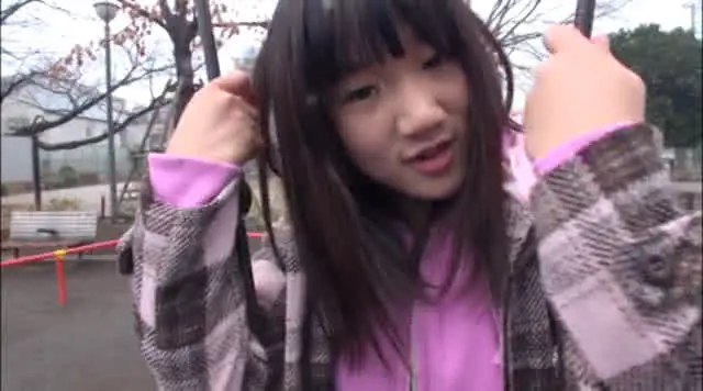 近所の公園でおっぱいの大… オムツ倶楽部候補生 穂積ゆうり ＃02