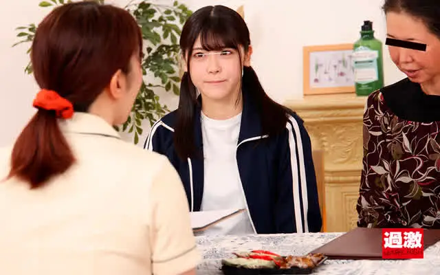 母親と来店したのはダンス… ちびっこ拘束激イカセ悪徳エステ5 イキまくったポニテ娘