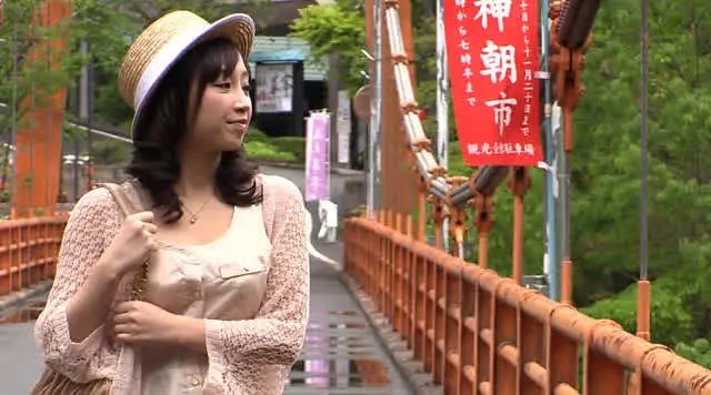 大人気の温泉シリーズ『湯… 湯けむりおっぱい きみの歩美
