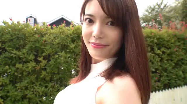 端麗な顔立ちと抜群のプロ… 美月心桜 胸いっぱいの恋を。。