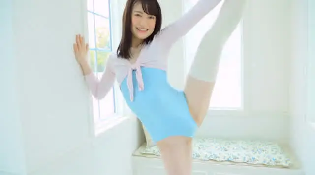 笑顔が可愛い・育ちが良く… 橋爪ちさ 開脚美女子