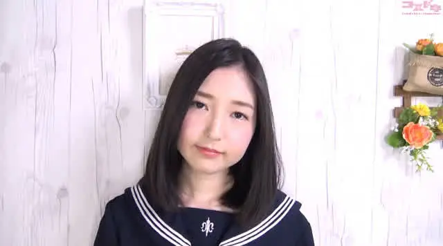 色白美肌な黒髪美少女、桜… 【コスドキ】桜梨乃
