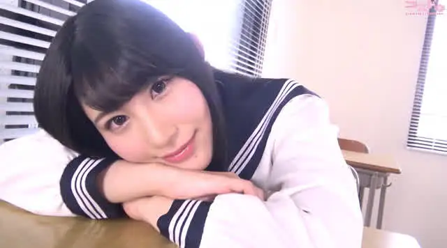 ロングな黒髪に色白ボディ… 【コスドキ】杉咲しずか