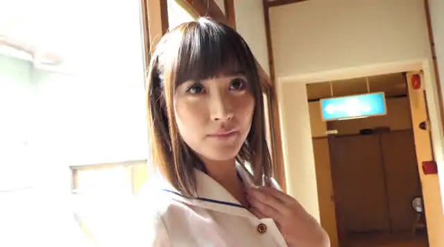 美少女ルックスで人気沸騰… 恥じらい温泉小旅行 ボクの想いが湯に透けて 麻里ここみ