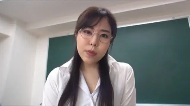 噛みたい、噛まれたい、そ… 噛むと言う歪んだ愛情表現で欲情する変態女／わかな