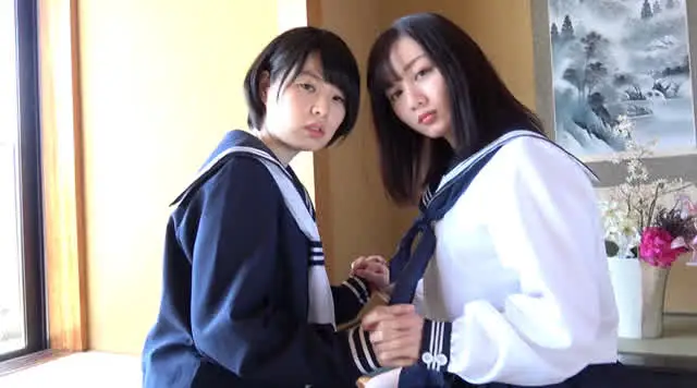 大人気グラビアアイドルの… イケナイ秘密 石森みずほ 桃井さくら