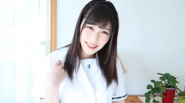 人懐っこい笑顔とまるで黄… 細川雛乃  清純クロニクル