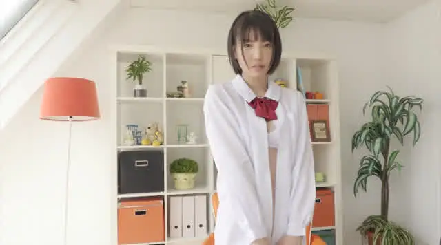 セクシー女優ヘアーヌード… パイパンヌード～美巨乳Eカップ・超S級美少女～鈴木心春
