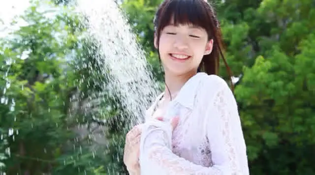 クリスタルな如き透明感溢… 恋少女＊H 伊東涼々夏