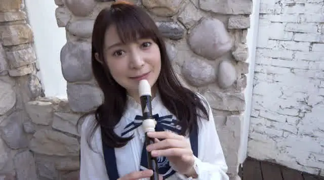 人気セクシーアイドルの裸… Elegant Nude 端麗な美貌と裸体 成宮りか
