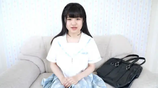 恥じらいのつぼみがキュン… 中西茉央  キミ、10代、恋の予感