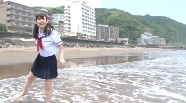 ご存じ…色白巨乳のエロキ… 合田柚奈 天然・白桃ジュース