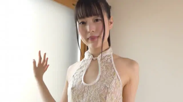 卑猥すぎる美少女たちによ… 美少女降臨伝説 脱いだら積極的すぎてエロすぎた