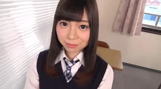 ぱっちりお目目にスレンダ… 【コスドキ】浅倉もえ