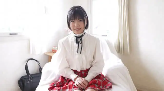 幼さい清純スマイルからは… 宮田芽依 シースルーラブ