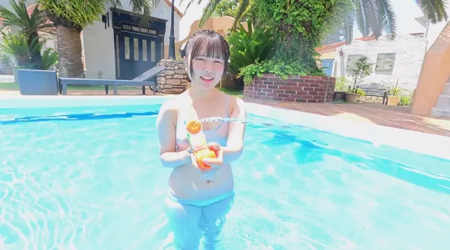 アイドルにあこがれる恥ず… 安藤月菜  シースルーラブ