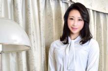 【個人】某大手広告代理店の美人営業部長45歳をハメ撮り。役員である旦那を放ったらかして営業先の20歳年下の男の生肉棒を咥え込む人妻