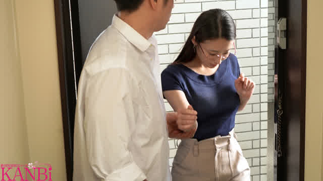 KANBi専属女優『松岡… NGR ーナガサレー 真面目で推しに弱い眼鏡美人妻