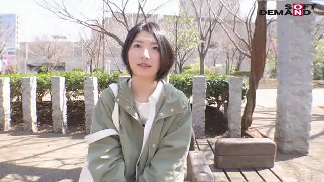 栃木県の田舎町から上京し… 鈴木理子 28歳 AV DEBUT