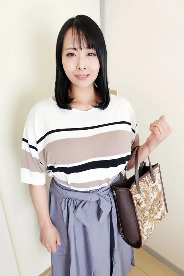 旦那はクズ。そのおかげで… 欲求不満で、ただただSEXしたかっただけの淫乱爆乳熟妻