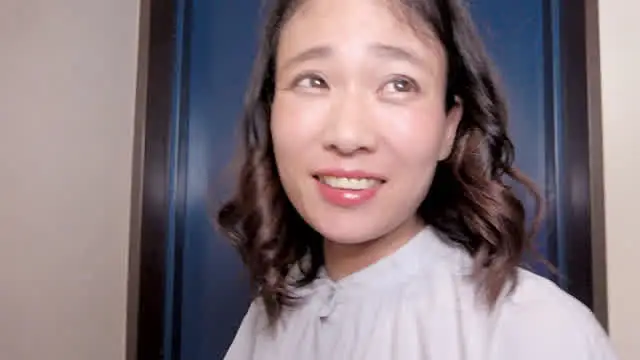 乳首をつまんだり、引っ張… もてあました身体 肥大した感じすぎる長乳首 椎名朝妃