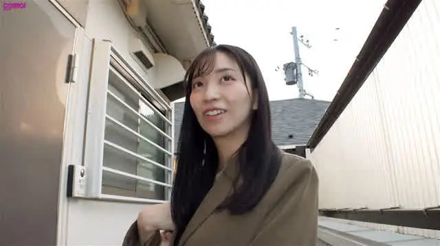 夫婦間のセックスレスから… 素人妻が一般大学生の自宅に一泊 まゆみさん 32歳
