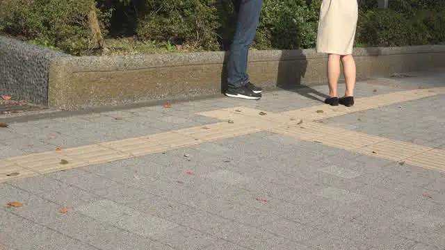 清楚なお上品な人妻さん見… 酸欠必至！音量注意！スイッチ入ると豹変するセレブ人妻