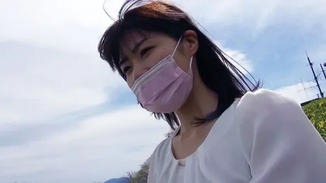 人妻織恵（29）。人妻が… 人妻不倫旅行＃195