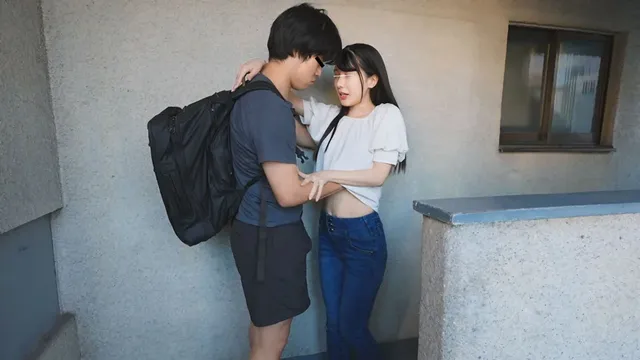 旦那には数年相手にされて… 奥さんと毎日3分間キスだけ不倫してます。 ＃03