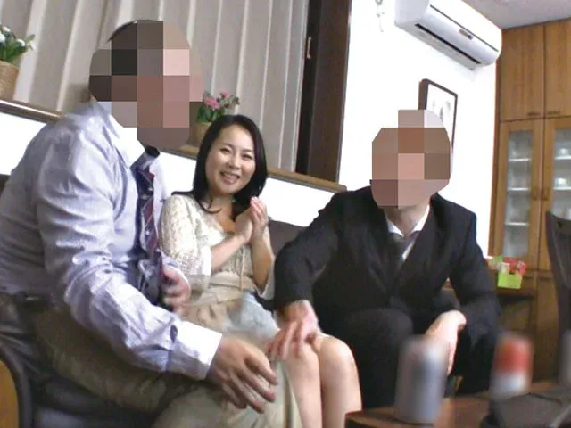 夫の連れてきた部下と酔っ… 妻はもうオバサンだけど多分今夜浮気します…