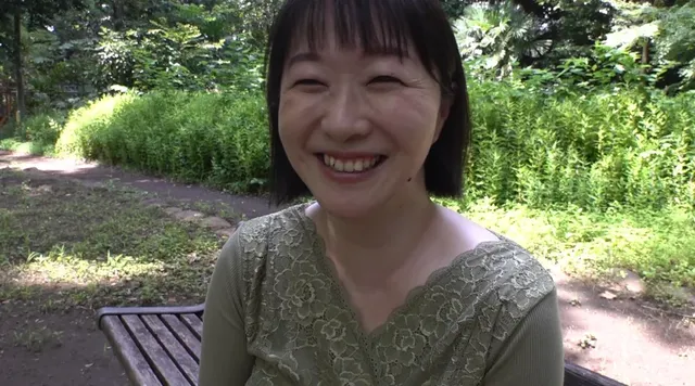 中年おばさんが他人棒で燃… 性欲旺盛！中出しを求める肉食五十路熟女達 第2章