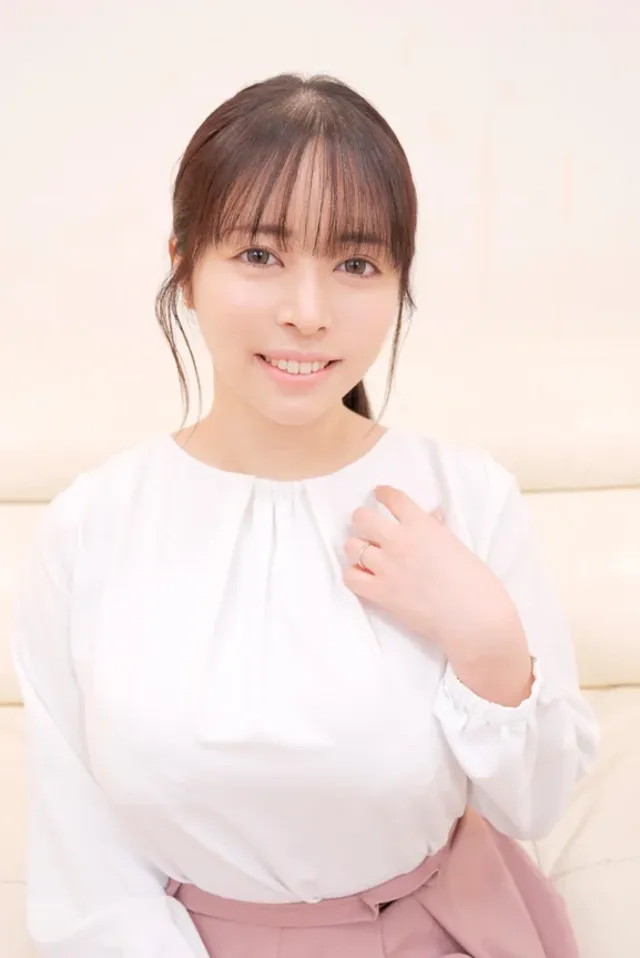 街で声をかけた巨乳人妻た… 人妻乳首いじり我慢チャレンジ!羽月乃蒼