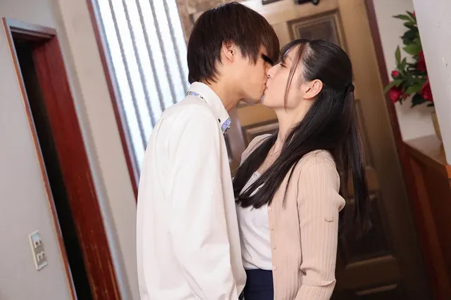 息子には厳しい教育ママは… 「今日も息子の家庭●師とセックスしています。」VOL.2