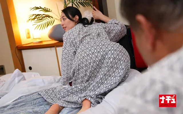 息子の嫁が寝落ちしている… 義父の69クンニの快感で欲情し咥えてしまった美人妻