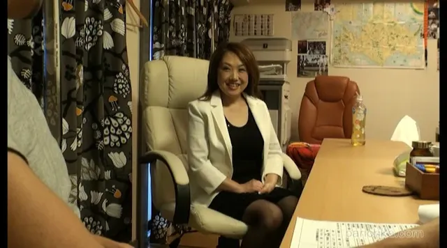 大阪(48歳・宝石店勤務… 大阪・神戸~全員生本番!! 大阪(48歳・宝石店勤務)