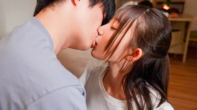 お酒に○った夫を介抱して… 夫の部下にNTRされ不倫の虜になった美人妻 春乃るる