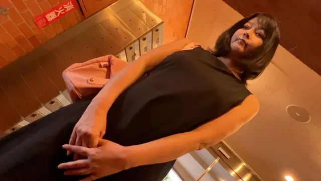 ウーピンさん提供【奥様情… 人妻さん めぐみ(51)