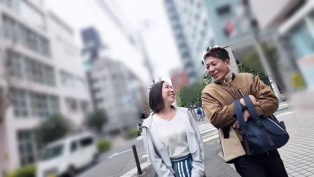 リップクリームさん提供【… 人妻さん ほのか(58)