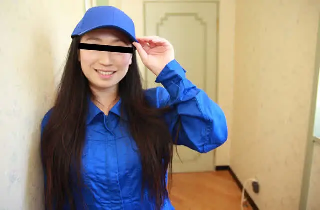 働くおばさんの仕事中に強… バツイチ子持ち 汗水たらして働くおばさん