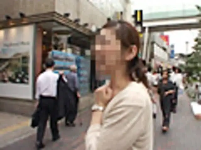 夏の淑女を狙うべく、やっ… 人妻ナンパ178